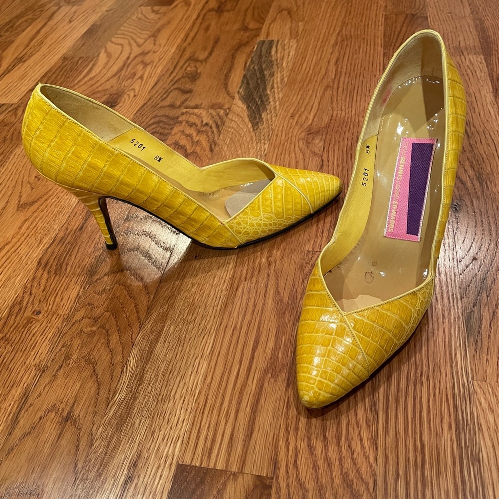Susan Bennis Warren Edwards pumps - Picture 6 of 11